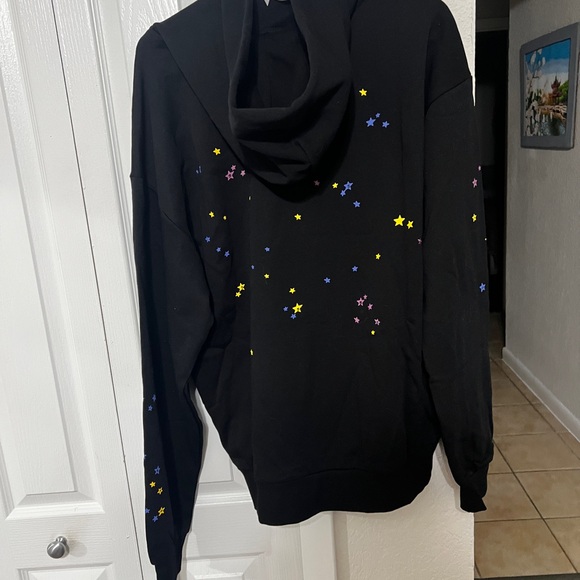 Black Spider Hoodie - Picture 2 of 8